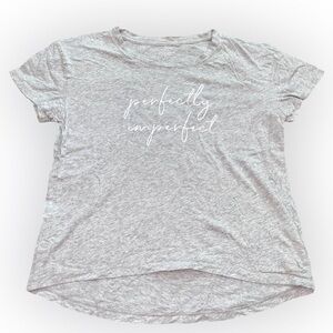 GAP GRAY CROPPED GRAPHIC TEE SHIRT // SIZE SMALL🩶